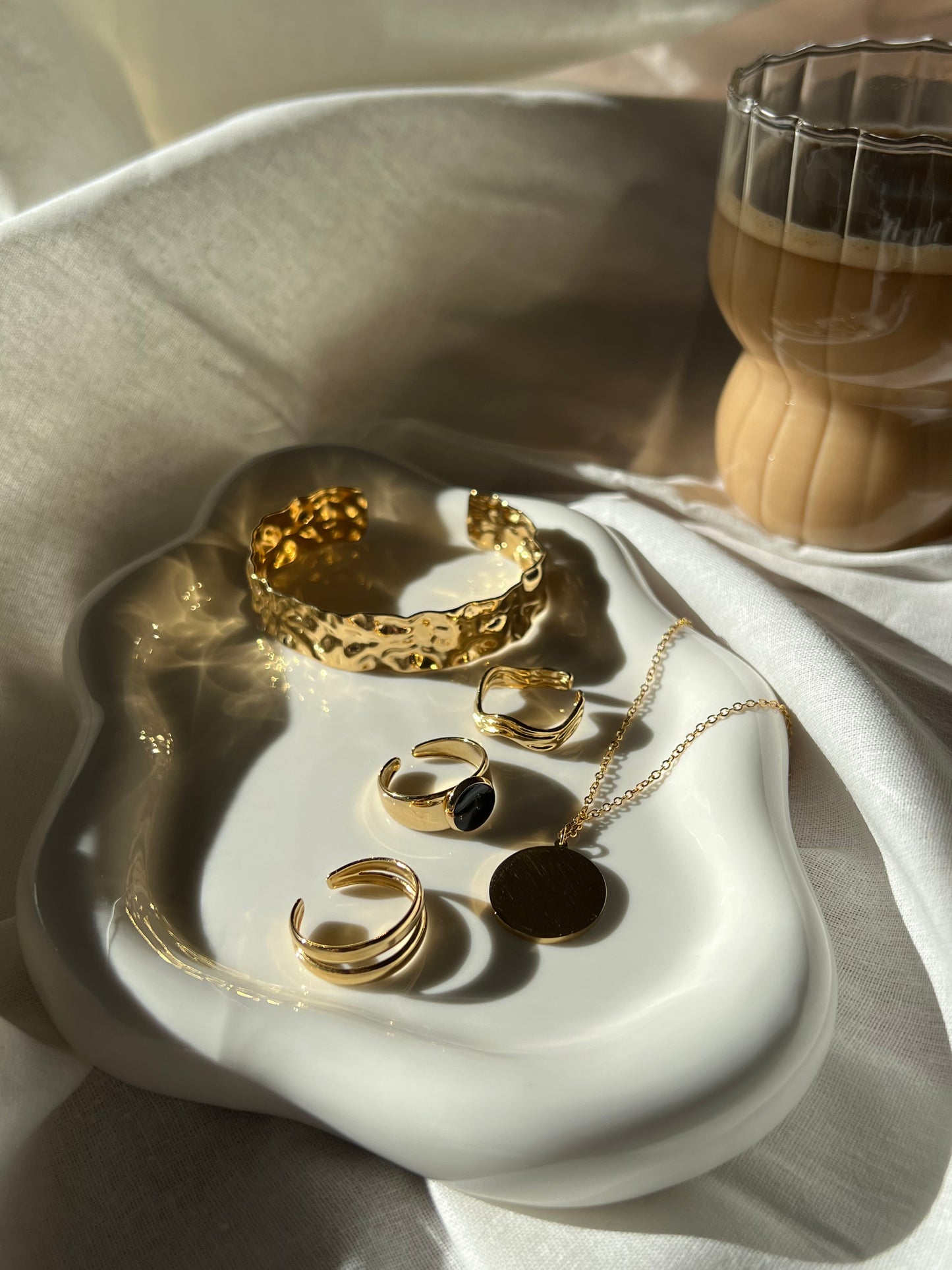 Anillos Canadell, La Fosca 2.0 y Port Des Pi, collar Es Codolar, y brazalete Dels Canyers