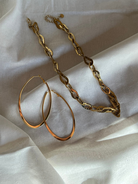 Pendientes Estreta y collar Peralada