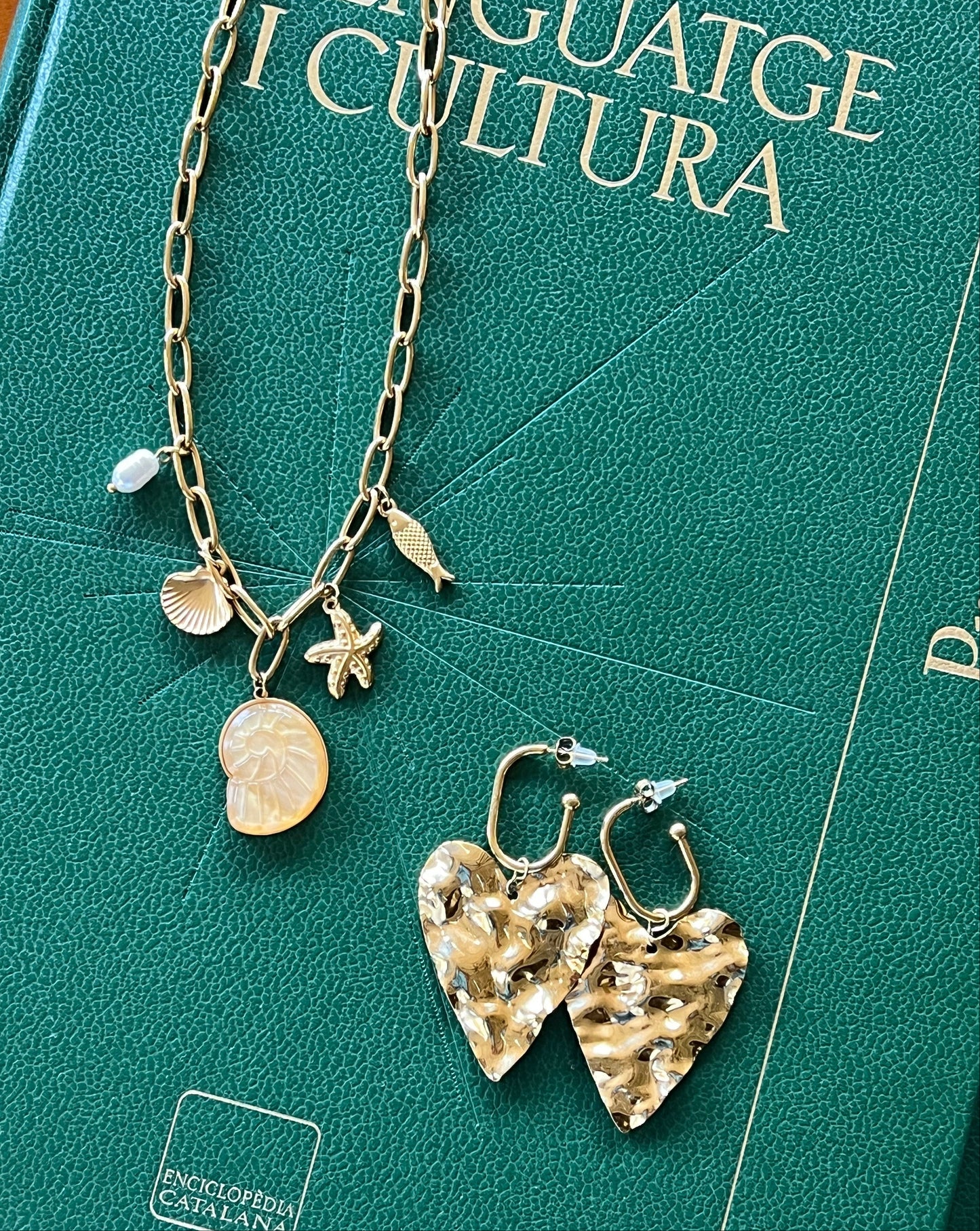 PENDIENTES ILLA MATEUA