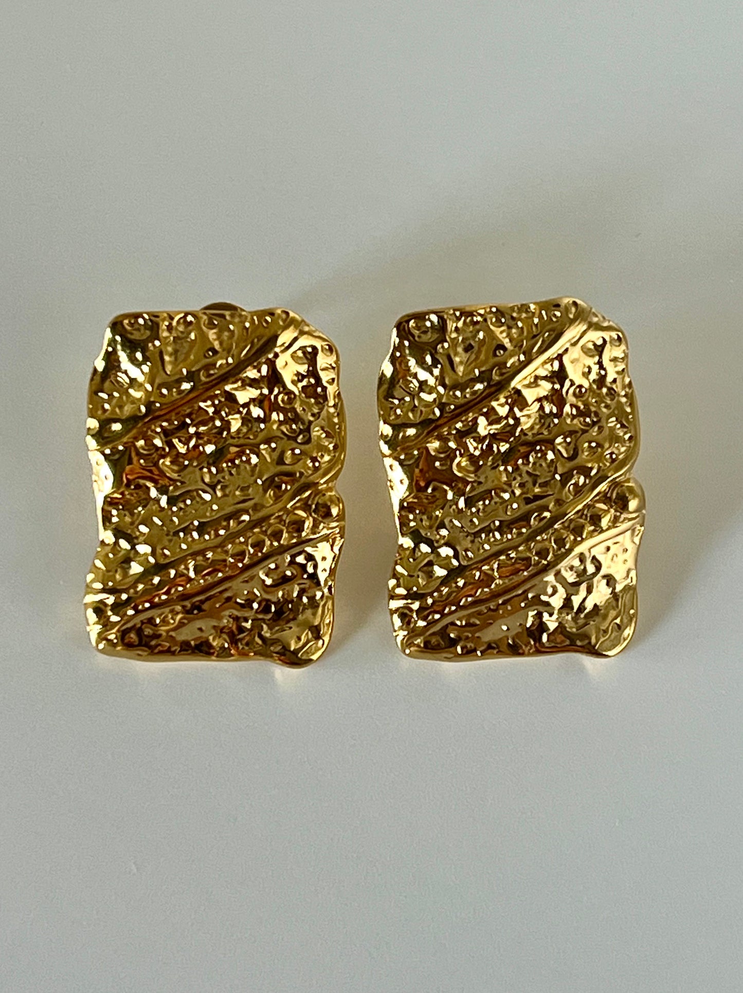 Pendientes finos y elegantes de acero inoxidable 